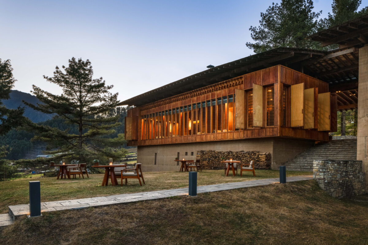 Bhutan Hotels & Accommodations 19 Gangtey Lodge (Gangtey) | Mindfulness in the Wilderness
